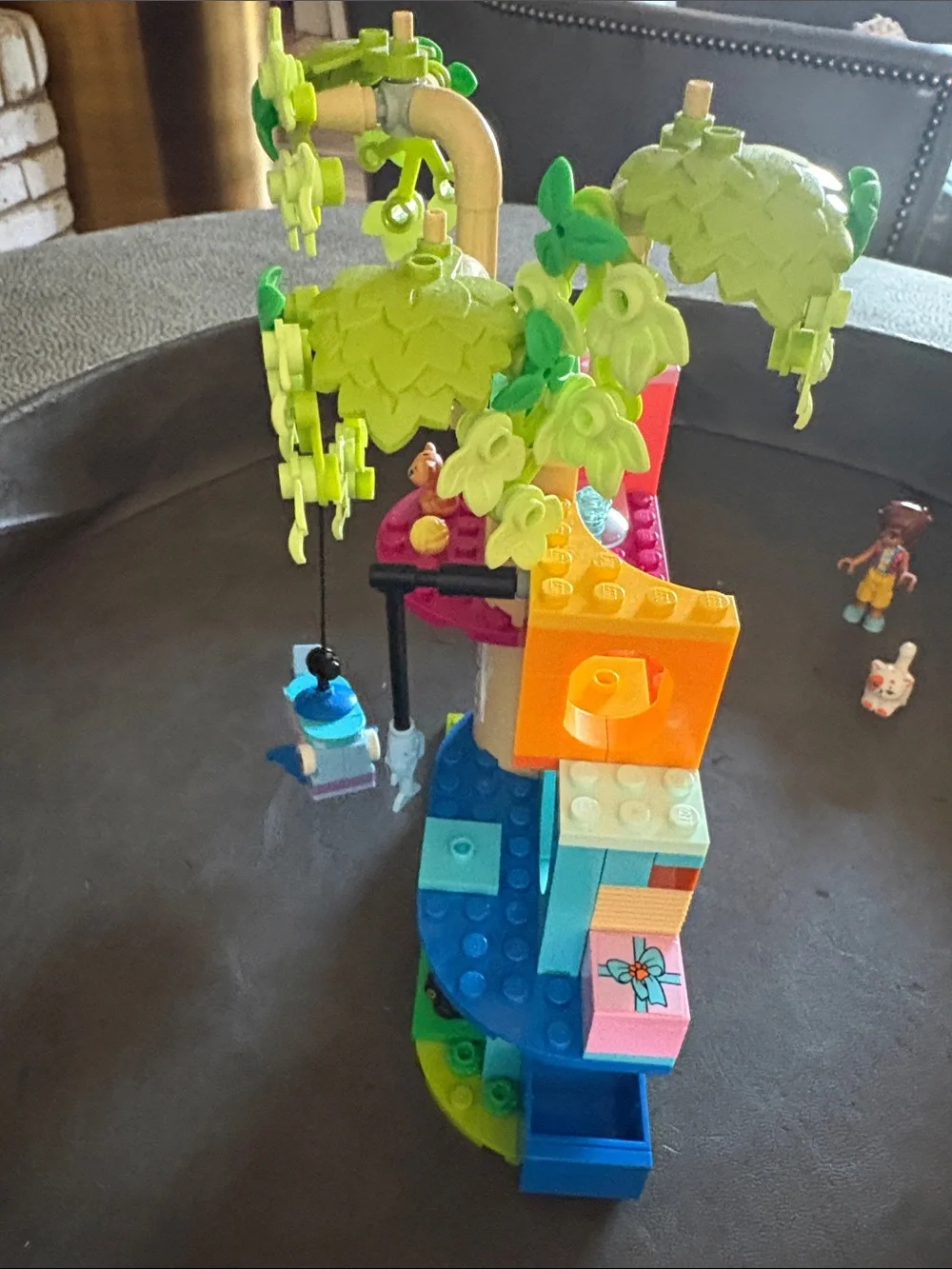 Lego Friends Cat Birthday Party & Treehouse Building